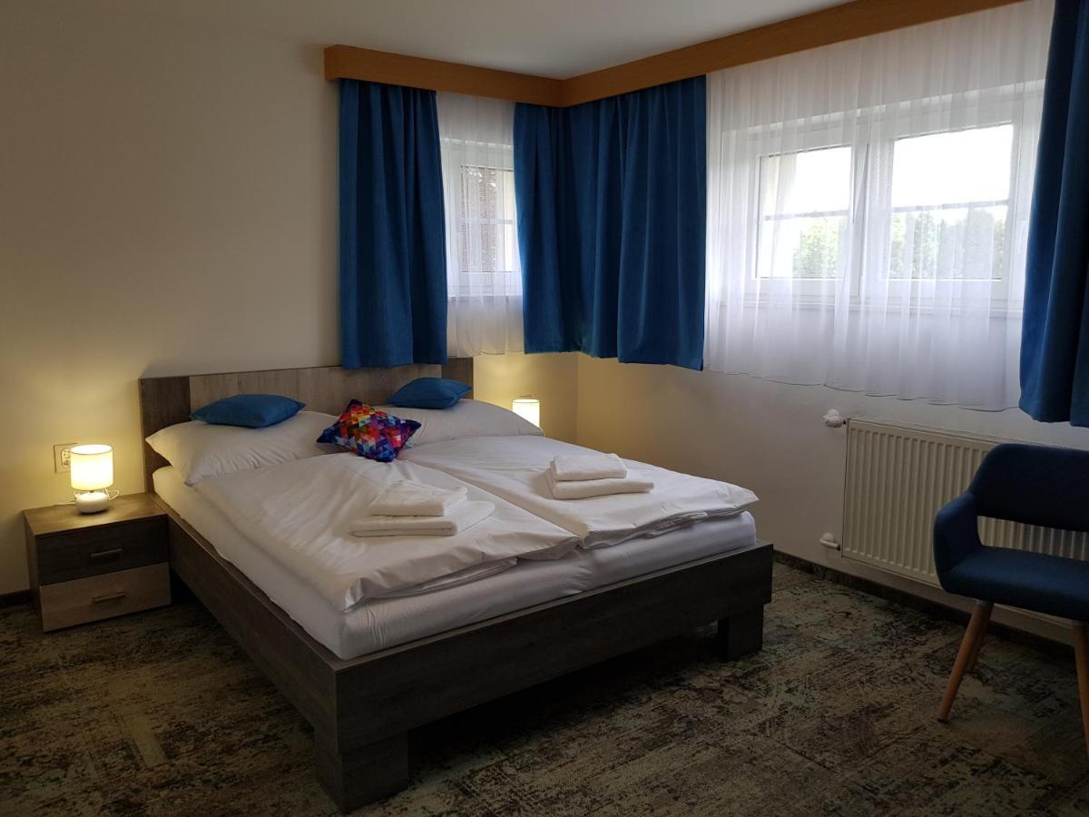 Penzion Vila Tereza Hranice  Bagian luar foto